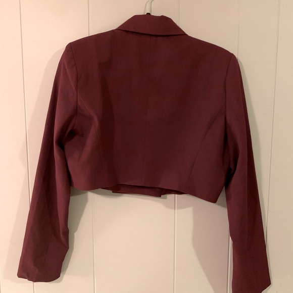 NWT House of Harlow 1960 Women's Cropped Jacket/Top In Burgundy Size M - Picture 4 of 11